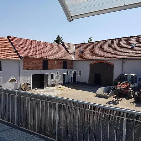 Pferdepension Jaeger Фермерский дом *