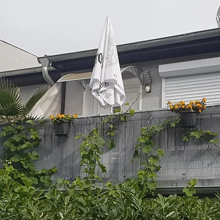 Pferdepension Jaeger Фермерский дом