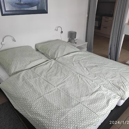 Pferdepension Jaeger Фермерский дом Маркранштедт